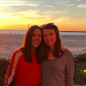 Meet your Posher, Becca